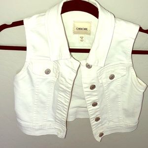 White Jean Vest 🔥